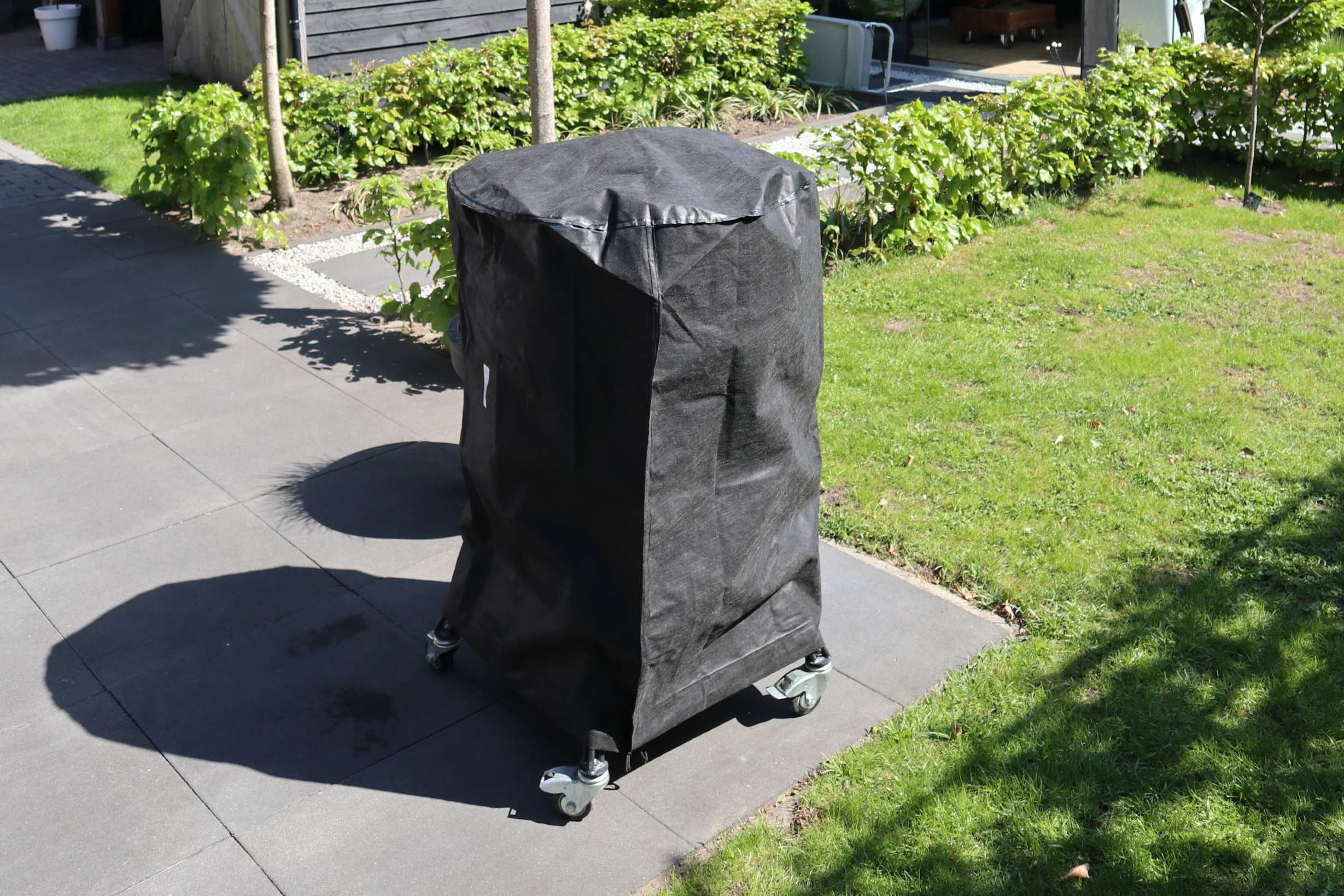Xstrong-Premium-Beschermhoes-Kamado-BBQ-Zwart